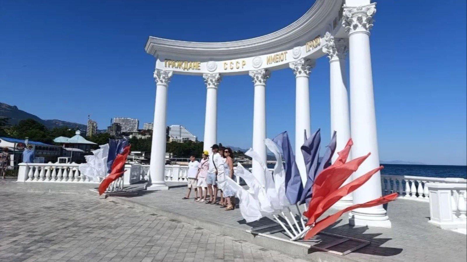 Тимчасово окупований Крим втратив майже 70% туристів через наслідки «СВО» та дефіцит пального