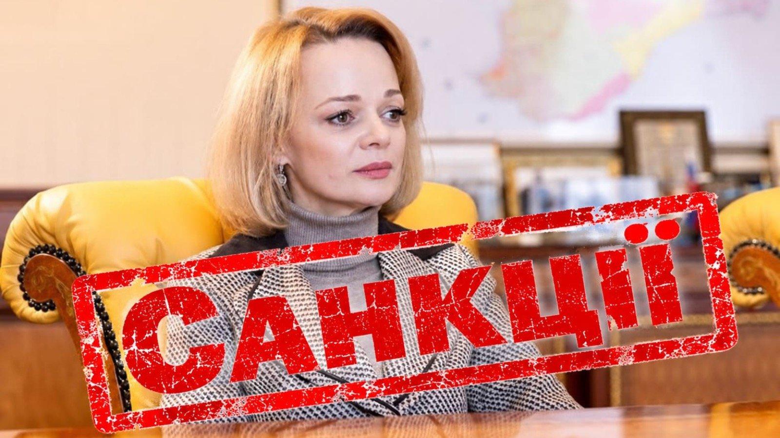 Велика Британія запровадила нові санкції: у списку – «керівниця» з окупованого Криму, причетна до мілітаризації дітей