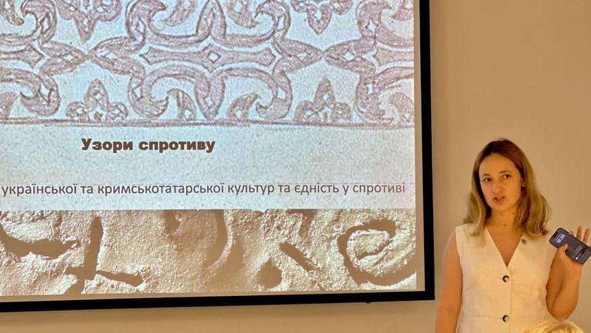 Узори спротиву: Леся Українка і Леонора Янко. Дослідницька презентація та художній перформанс у Варшаві