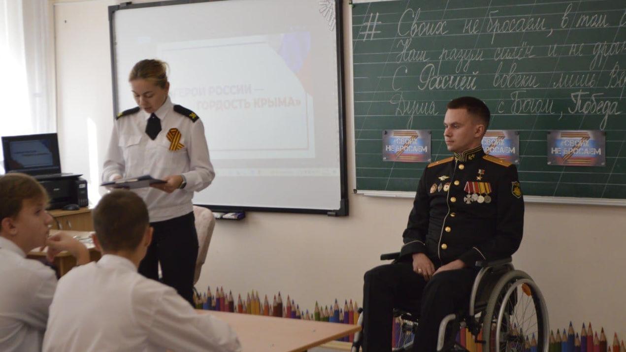 Школярів окупованого Криму втягнули в новий «патріотичний проект» на прославу «героїв СВО»
