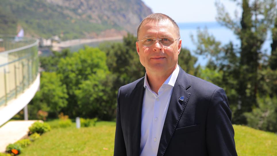 Окупаційний «директор» Артеку заявив про прибуття «рекордної кількості дітей-іноземців»