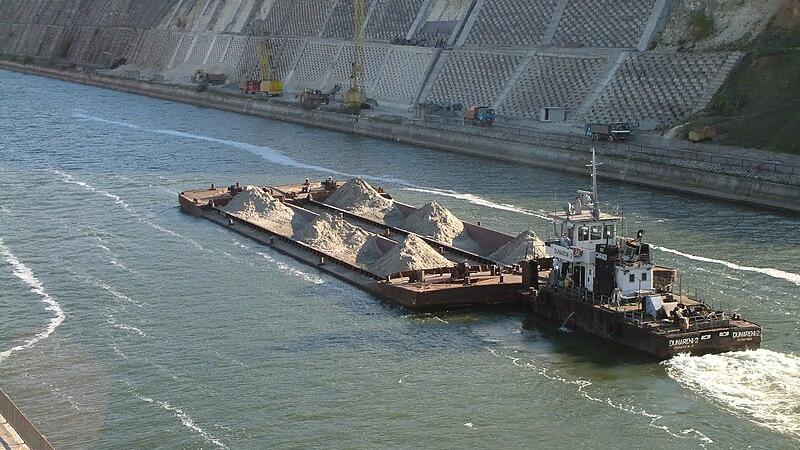 Член НАТО Румунія віднаходить уламки дронів після обстрілів росією українських портів