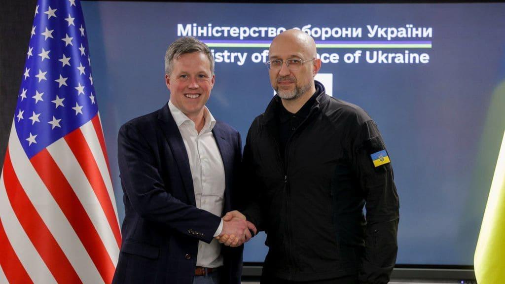 Представники Пентагону прибули до Києва обговорити припинення війни на тлі появи 28-пунктного плану досягнення миру в Україні між США та росією