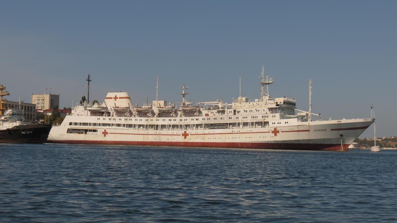 В окупованому Севастополі продають на металобрухт корабель-госпіталь «Єнісєй»