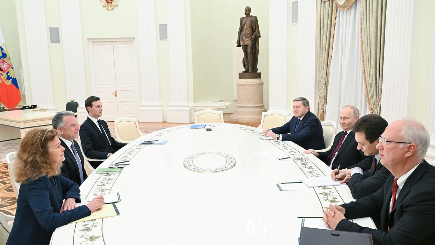 У Кремлі звинуватили Європу в зриві мирного процесу