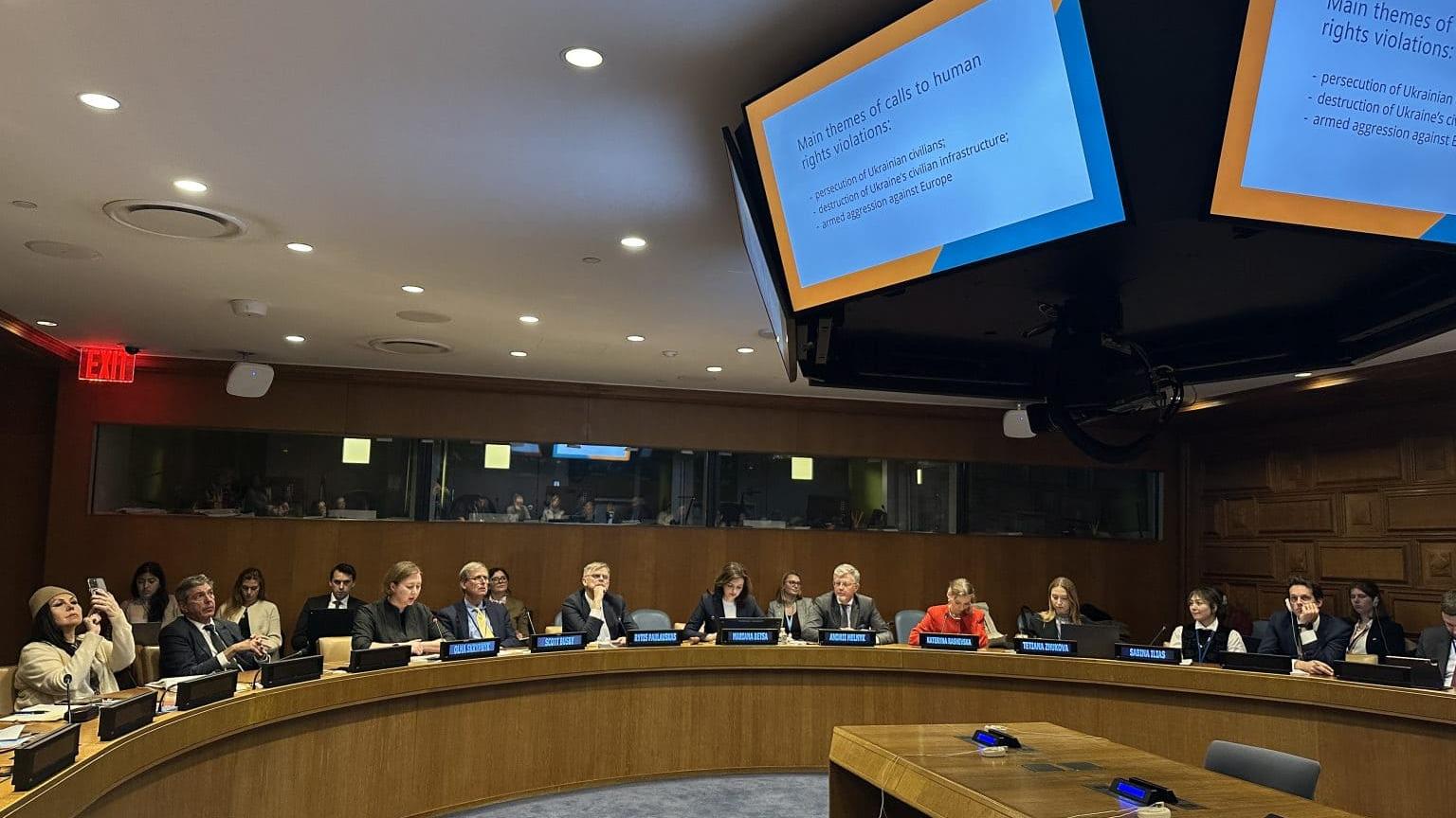 РФ використовує мережу зі 164 таборів «перевиховання» дітей, де їх піддають ідеологічному тиску