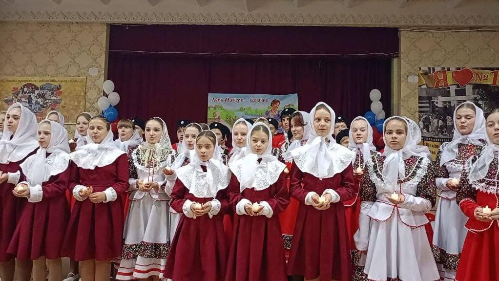 Для учениць кримської школи провели «казачій обряд посвяти у Берегині»