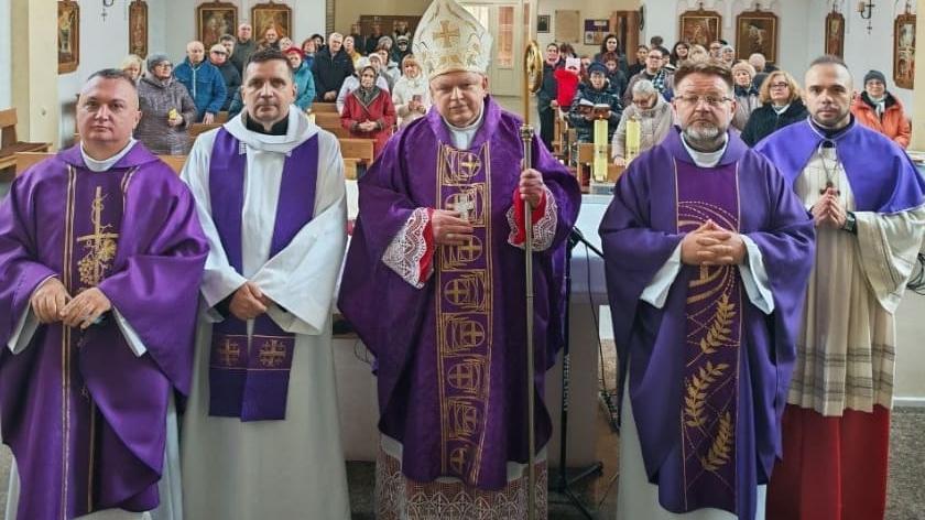 Представник Ватикану на росії привітав з Різдвом католицького єпископа в окупованому Криму