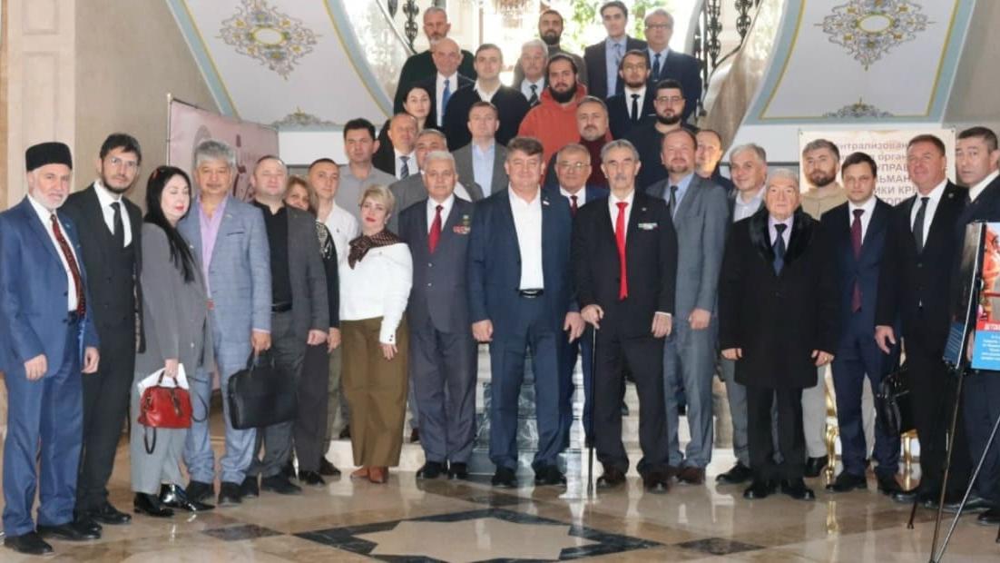 В Криму відбувся «круглий стіл» на тему «розвитку зв'язків кримських татар зі співвітчизниками за кордоном»