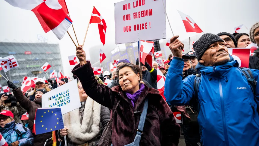 Дональд Трамп погрозив ввести нові мита на вісім союзників, які виступили проти його пропозиції про придбання Гренландії
