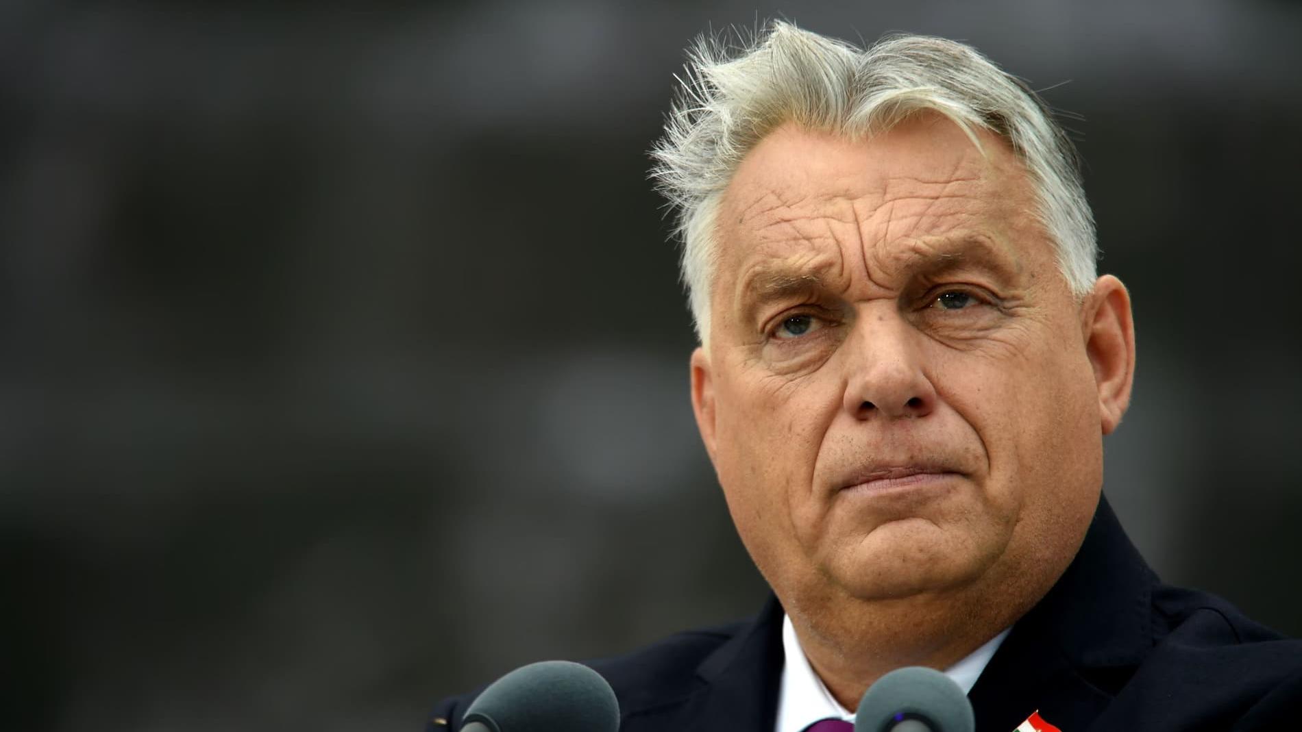 Виборча паніка Будапешта: Орбан звинуватив Україну у втручанні та викликав посла «на килим»