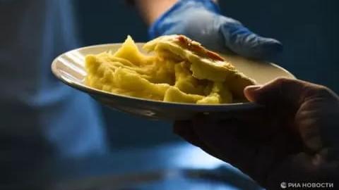 Харчова катастрофа в окупованому Криму: у 80% постачальників продуктів для шкіл та дитсадків виявлено порушення