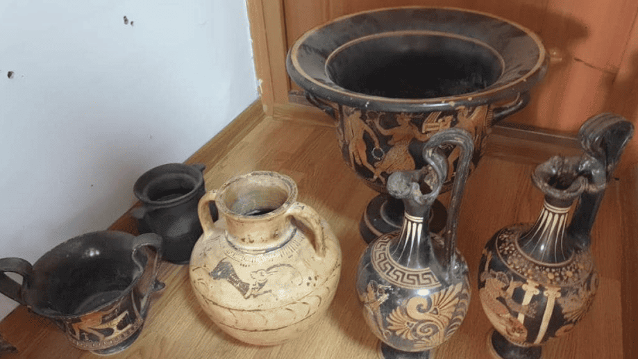 Нелегальні колекції: порятунок національної культурної спадщини чи чорний трафік і кримінал?