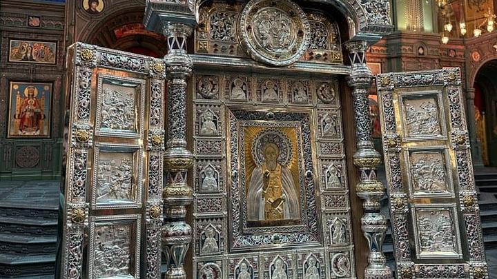 У головному військовому храмі росії молитимуться на зображення окупації Криму