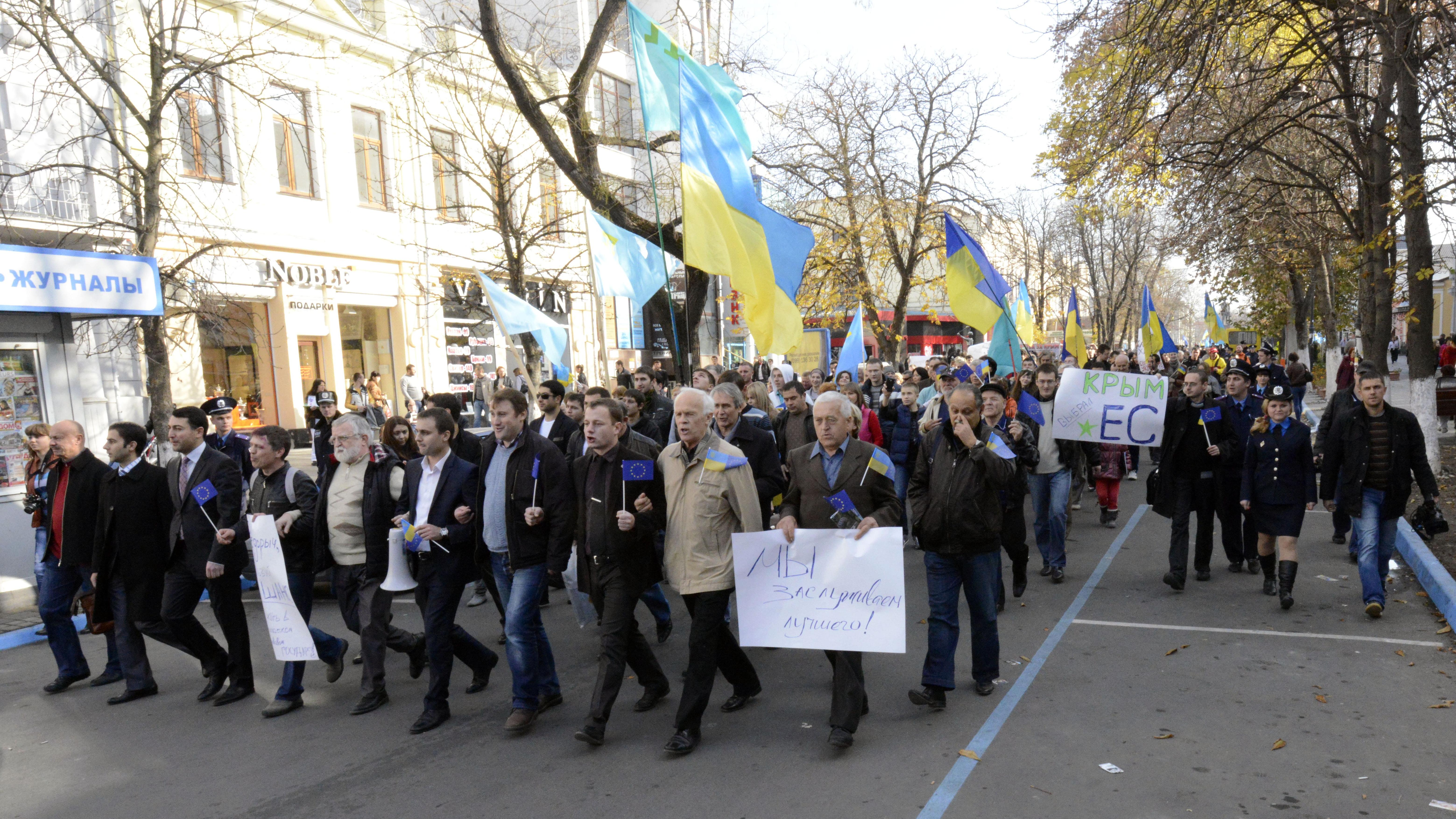 Без зброї проти імперії: уроки «Євромайдану-Крим» для деокупації півострова