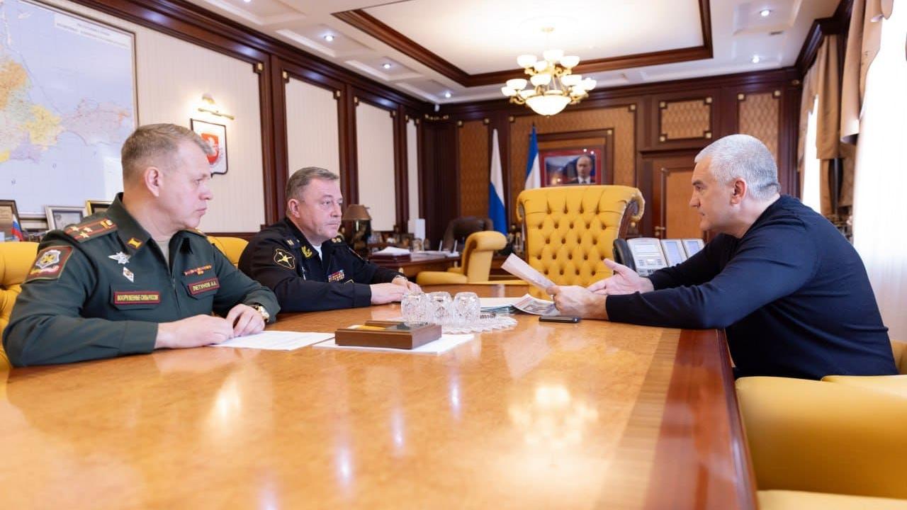 Окупанти відкрито заявили про підготовку кримських дітей до служби в армії РФ