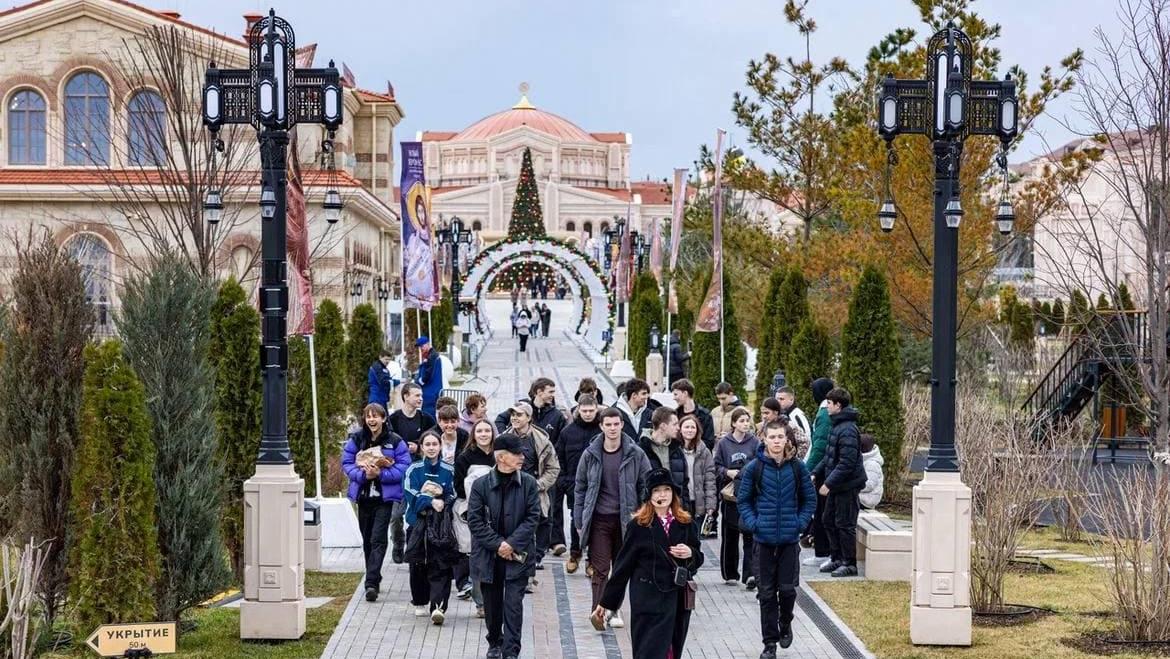 «Новий Херсонес» виходить на новий рівень пропаганди: організовано екскурсії для школярів з ТОТ