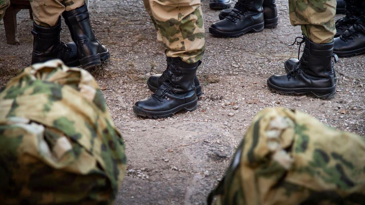 Перші «призовники» з окупованого Криму вирушили на службу до армії РФ