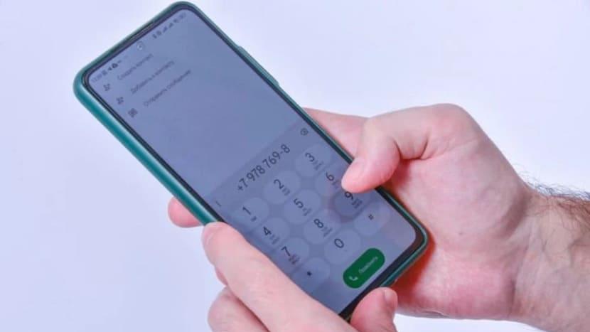Майже 70% смартфонів в тимчасово окупованому Сімферополі купують «з рук»