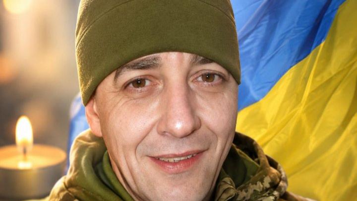 На Волинь «на щиті» повернувся уродженець Криму, штаб-сержант Дмитро Лободюк: після 16 місяців невідомості Героя поховали на рідній землі предків
