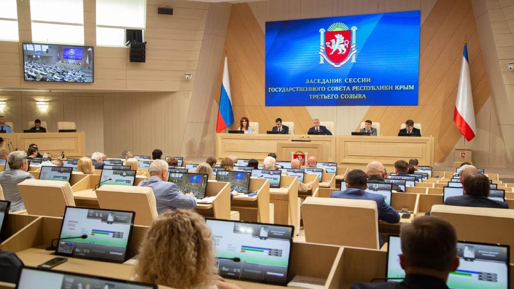 Окупанти в Криму перекладають обов’язок виділення землі «учасникам СВО» на Міноборони РФ