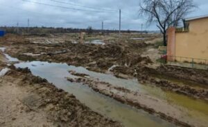 Окупанти досі не можуть відремонтувати зруйновану штормом дорогу на сході Криму