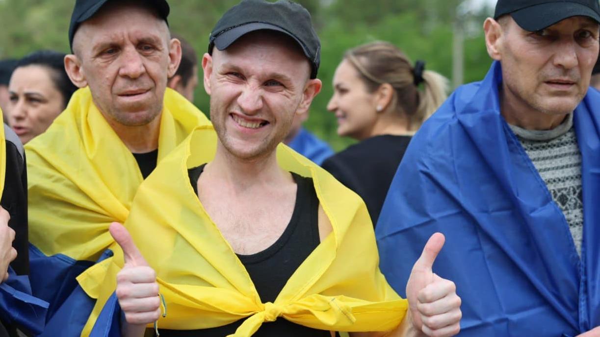 Відбувся обмін: з російської неволі визволено групу важкопоранених і тяжкохворих захисників