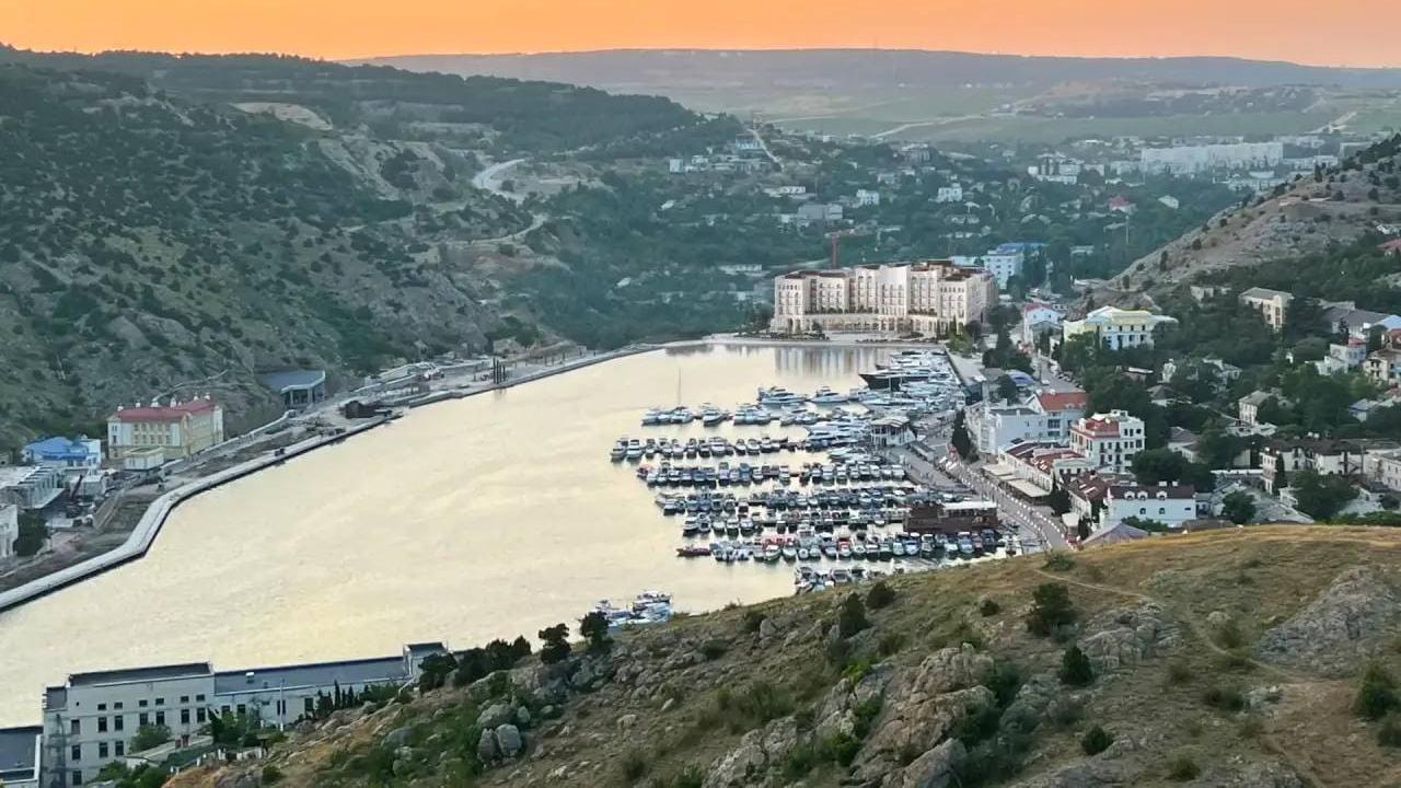 Елітна забудова замість історії: окупанти представили деталі «концепції розвитку» Балаклави