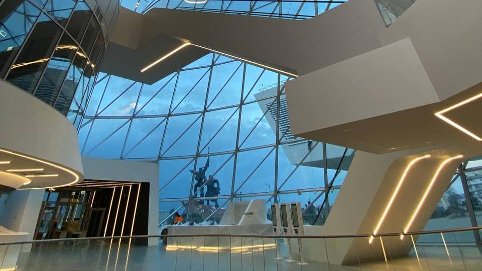 Окупанти переселили «Російську галерею мистецтв» на мис Кришталевий, що у Севастополі